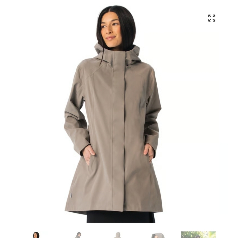 🆕️Jan & Jul rain jacket, size large (L)